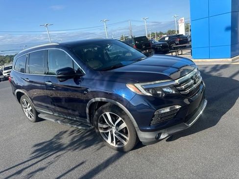Used 2016 Honda Pilot Touring image 3