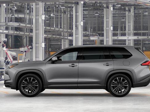 New 2026 Toyota Grand Highlander AWD Hybrid image 4