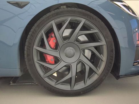 Used 2026 Tesla Model S Plaid image 12