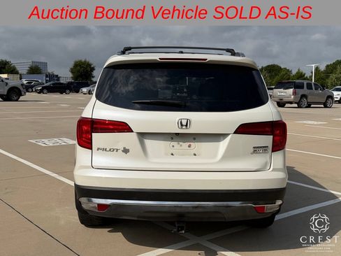 Used 2017 Honda Pilot Touring image 6