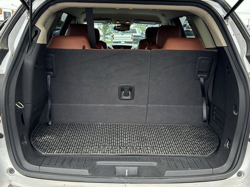 Used 2016 Chevrolet Traverse LTZ FWD image 20