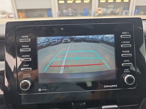 Used 2023 Toyota Camry LE image 5