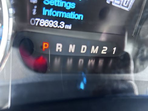 Used 2014 Ford F150 XLT w/ Equipment Group 302A Luxury image 18