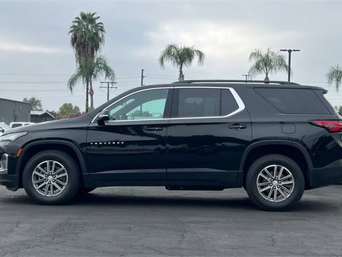 Used 2023 Chevrolet Traverse LT image 7