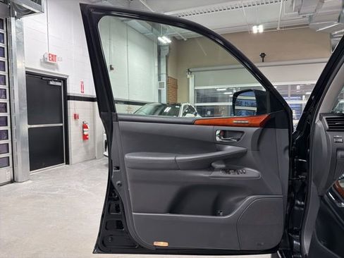 Used 2010 Lexus LX 570 4WD image 10