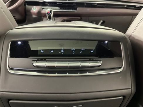 Used 2022 Cadillac Escalade Sport Platinum w/ LPO, ONYX Package AWD/4WD image 48