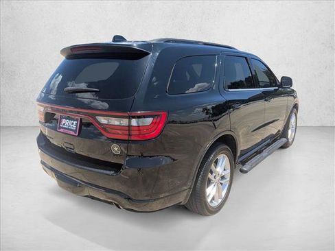 Used 2023 Dodge Durango GT RWD image 5
