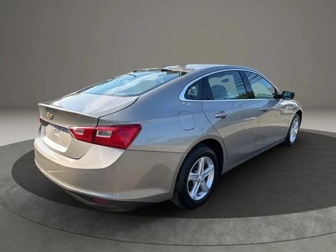 Used 2022 Chevrolet Malibu LS w/ Driver Confidence Package II FWD image 5
