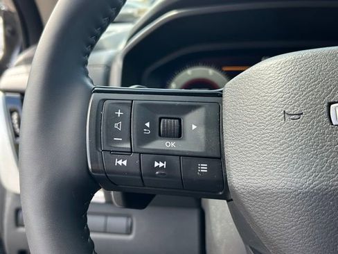 Used 2025 Nissan Rogue Platinum AWD/4WD image 25