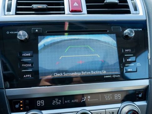 Used 2016 Subaru Outback 2.5i Premium AWD/4WD image 18
