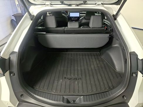 Used 2024 Toyota bZ4X AWD image 38