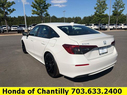 Certified 2024 Honda Civic Sport image 5