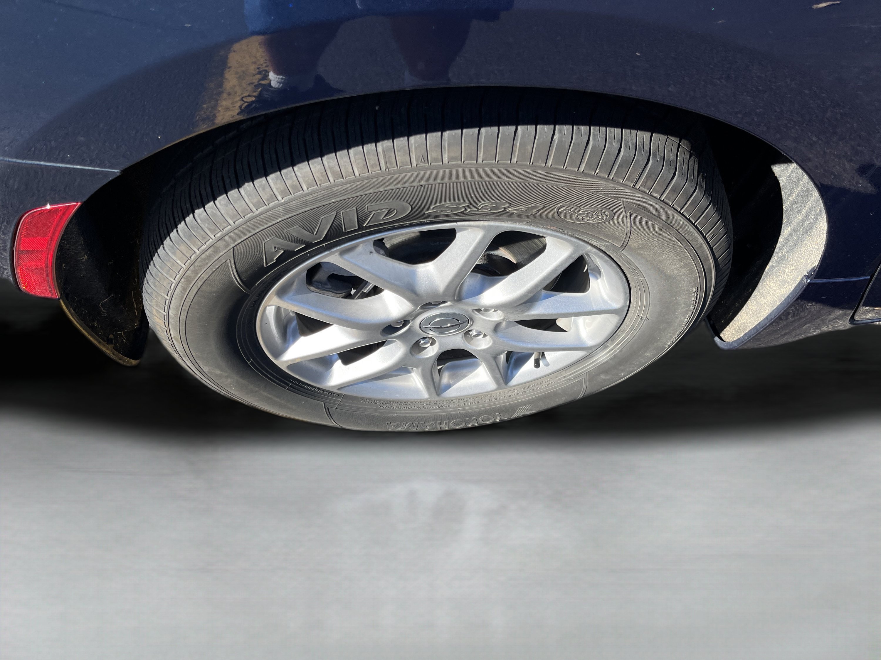 Used 2025 Chrysler Pacifica Select FWD image 28
