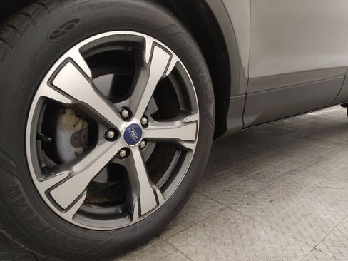 Used 2017 Ford Escape SE w/ Equipment Group 201A image 31