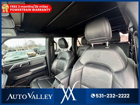 Used 2022 Ford Bronco Badlands w/ Sasquatch Package AWD/4WD image 14