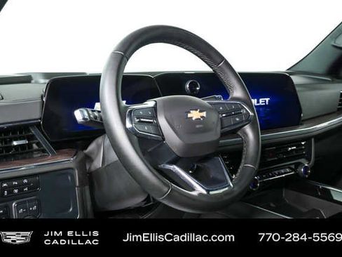 Used 2025 Chevrolet Tahoe LT AWD/4WD image 4