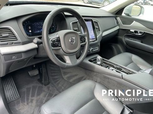 Certified 2025 Volvo XC90 B5 Core AWD/4WD image 27