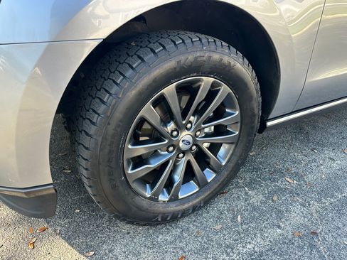 Used 2021 Ford Expedition Limited image 50