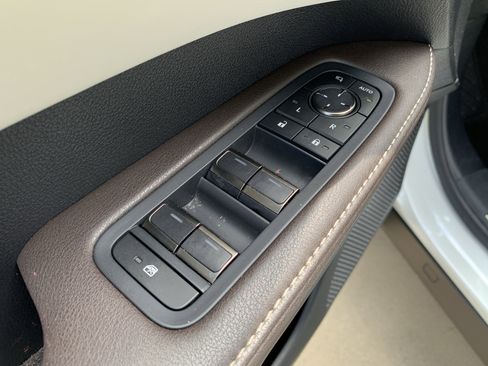 Used 2023 Lexus RX 350 Premium w/ Cold Area Package FWD image 15