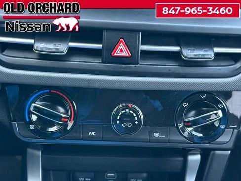 Used 2024 Kia Seltos LX image 18