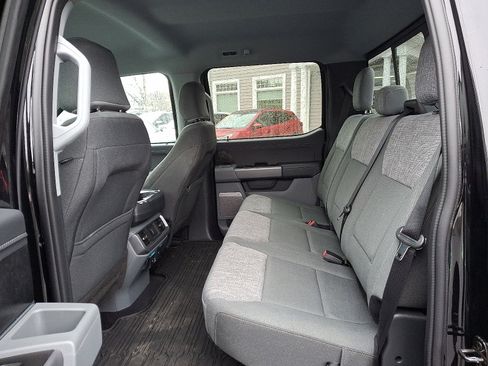 Used 2023 Ford F150 XLT w/ Equipment Group 302A High image 11