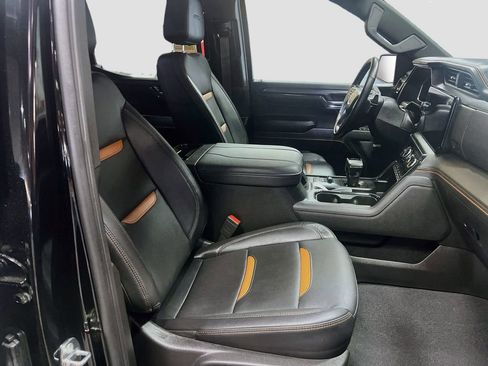 Used 2024 GMC Sierra 1500 AT4 w/ Technology Package image 29