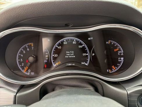 Used 2020 Jeep Grand Cherokee Altitude image 26