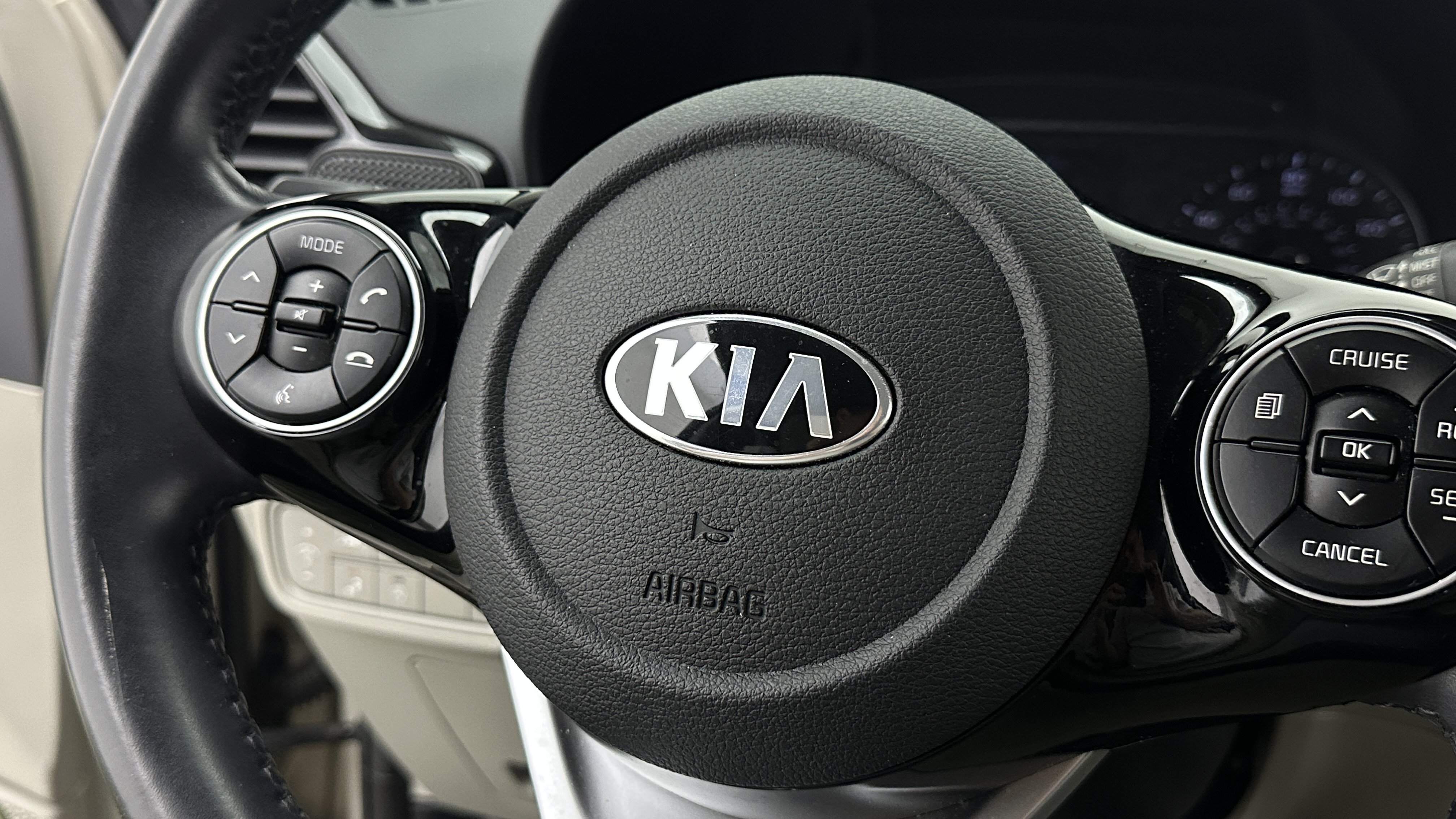 Used 2020 Kia Soul EX FWD image 27