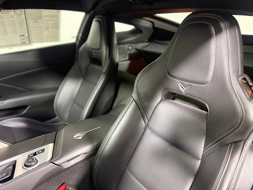 Used 2019 Chevrolet Corvette Stingray Coupe w/ 2LT Preferred Equipment Group RWD image 21
