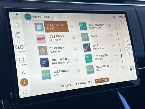 New 2025 Land Rover Range Rover Sport Dynamic SE image 17