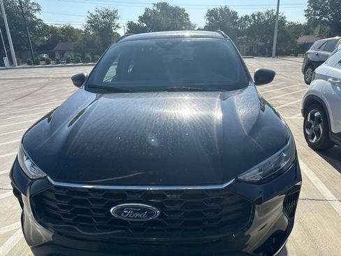 Used 2025 Ford Escape ST-Line FWD image 3