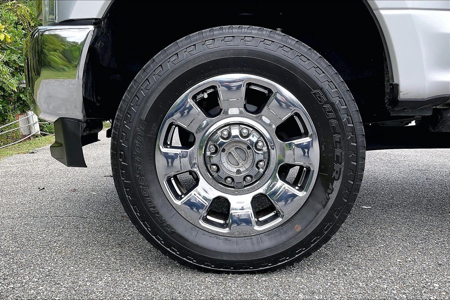 Certified 2017 Ford F250 Platinum w/ Platinum Ultimate Package AWD/4WD image 9