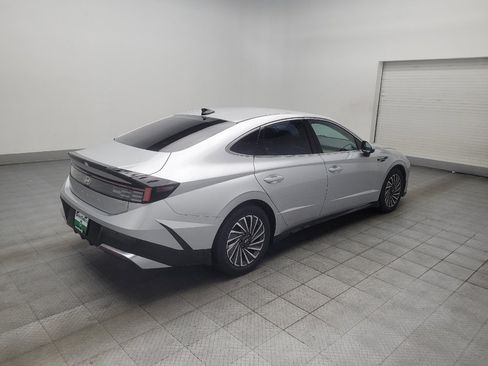 Used 2025 Hyundai Sonata SEL FWD image 10