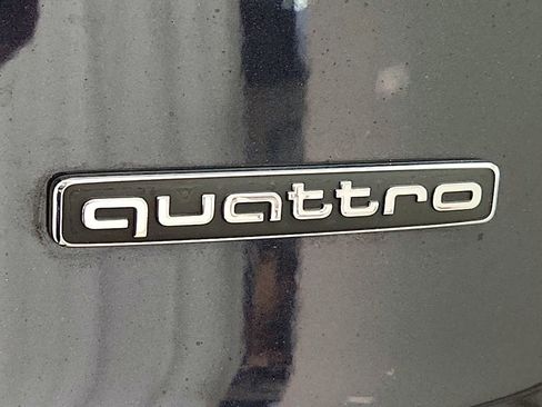 Used 2019 Audi Q5 2.0T Premium AWD/4WD image 32