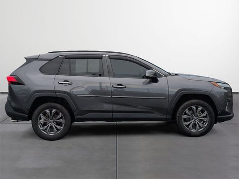 Certified 2022 Toyota RAV4 Limited AWD/4WD image 6