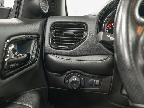 Used 2021 Dodge Durango GT AWD/4WD image 18