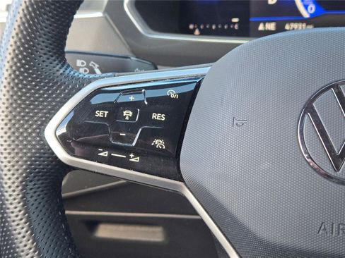 Used 2022 Volkswagen Tiguan SE R-Line AWD/4WD image 32