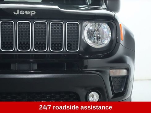 Used 2022 Jeep Renegade Latitude w/ Convenience Group AWD/4WD image 9