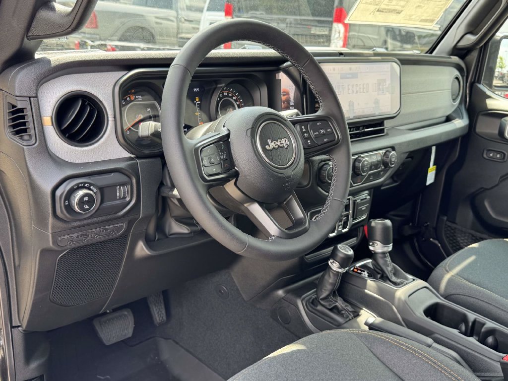New 2026 Jeep Gladiator Sport AWD/4WD image 2