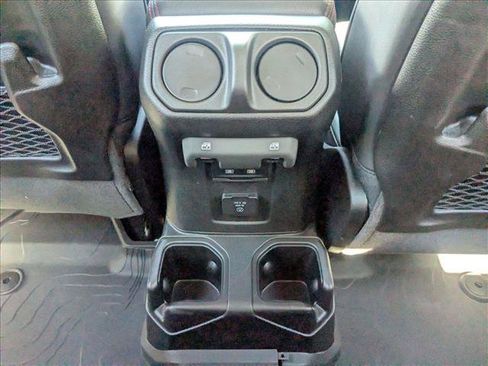 New 2025 Jeep Gladiator Rubicon w/ Convenience Group image 16