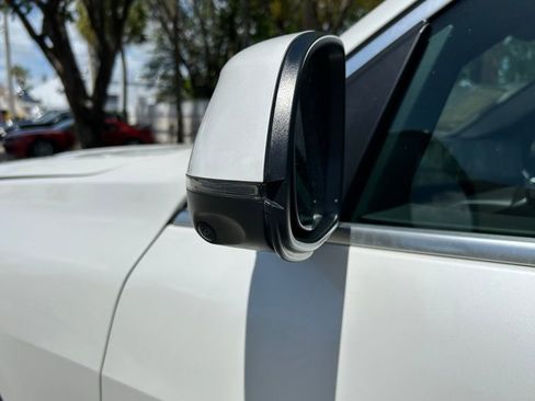 Used 2024 BMW X5 xDrive40i image 30