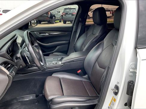 Used 2022 Cadillac CT5 Sport w/ Climate Package RWD image 18