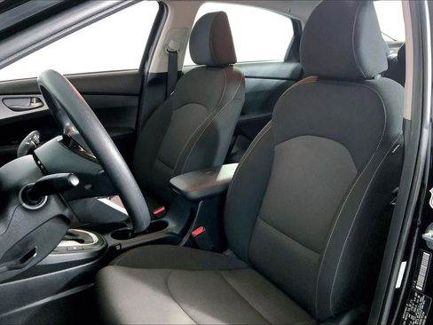 Certified 2024 Kia Forte LXS image 22