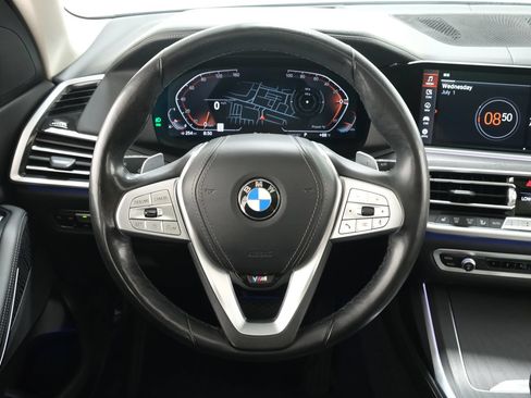 Used 2022 BMW X7 xDrive40i w/ Premium Package AWD/4WD image 12