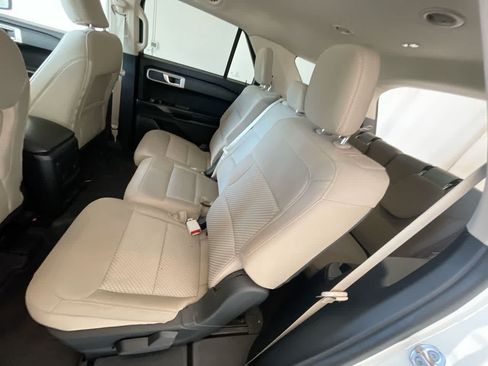 Used 2022 Ford Explorer 4WD image 22