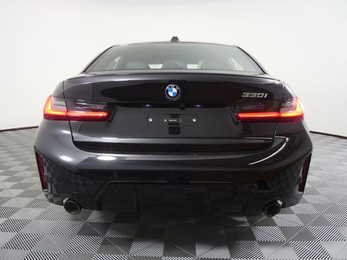 New 2026 BMW 330i Sedan w/ M Sport Package image 4