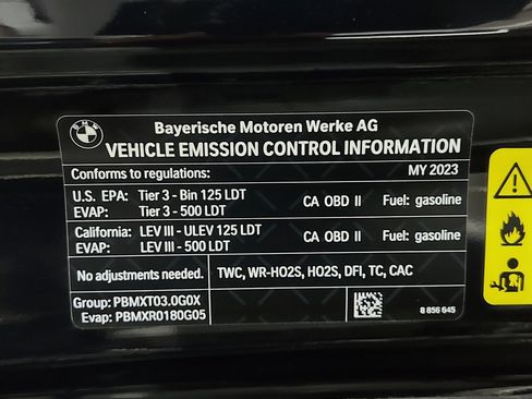 Used 2023 BMW X5 xDrive40i AWD/4WD image 23