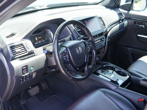 Used 2023 Honda Ridgeline Black Edition image 13