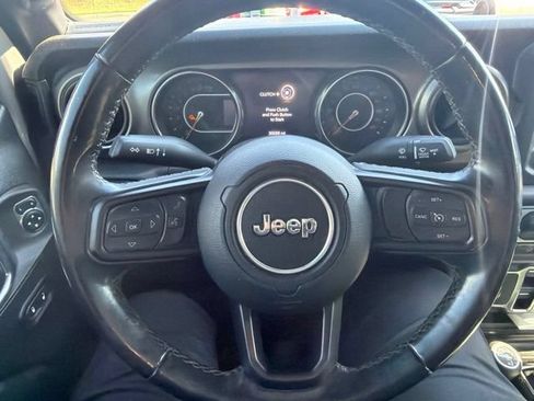 Used 2021 Jeep Gladiator Sport AWD/4WD image 18