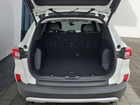 Certified 2023 Ford Escape Platinum image 25